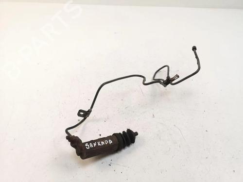 Used Clutch slave cylinder Clutch slave cylinder 33250646 33250646