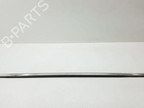 Used Door moulding trim CHRYSLER VOYAGER IV (RG, RS) 2.8 CRD (150 hp) 28890560