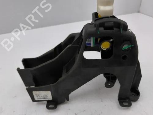 Steering wheel controls RENAULT CLIO V (B7_) 1.3 TCe 130 (B7MF) | BP28856487E15 