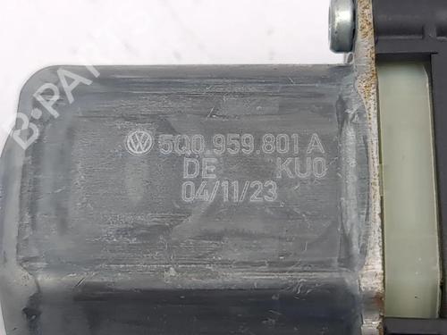 Left front window motor SKODA OCTAVIA IV (NX3, NN3, PV3) 1.0 TSI e-TEC | BP36203941E21 - Image 3