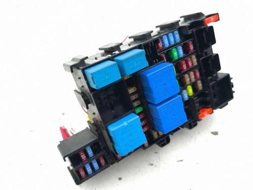 Used Fuse box Fuse box 39160227 39160227
