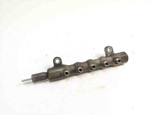 Used Injection rail TOYOTA COROLLA Verso (_E12_) 2.0 D-4D (CDE120_, CDE120R) (90 hp) 28868784
