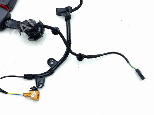 Used Seat buckle AUDI Q3 (F3B) 35 TFSI (150 hp) 30692662