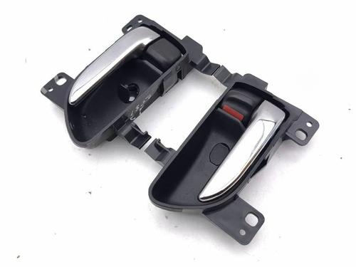 Used Front left interior door handle Front left interior door handle 33671710 33671710