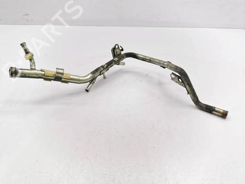 Rør Rør TOYOTA AURIS (_E18_) 1.4 D-4D (NDE180_, NDE180R) (90 hp) 36063953 36063953