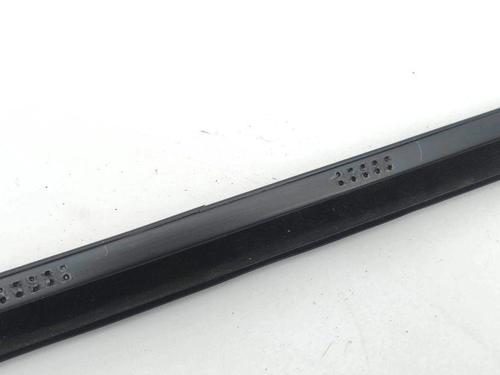 Door moulding trim CITROËN C5 AIRCROSS (A_) 1.2 PureTech 130 (ARHNSJ) | BP28905584C150 