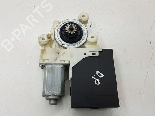 Rudehejsemotor forskærm venstre FORD FOCUS C-MAX (DM2) 1.6 TDCi (109 hp) 28891439