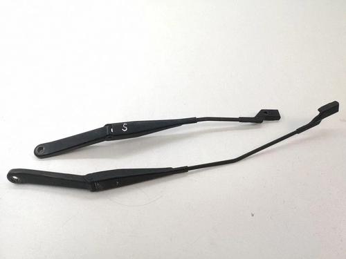 Used Front windshield wiper arm Front windshield wiper arm 38251397 38251397