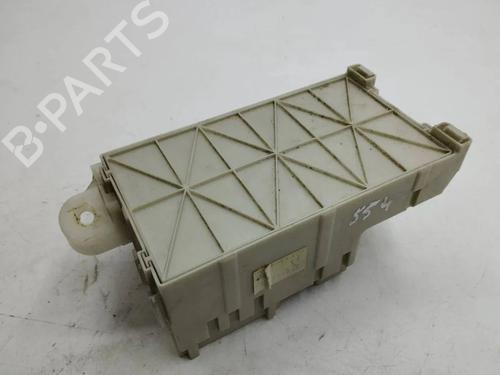 Fuse box TOYOTA RAV 4 II (_A2_) 2.0 4WD (ACA21, ACA20) | BP33228211E1 - Image 4