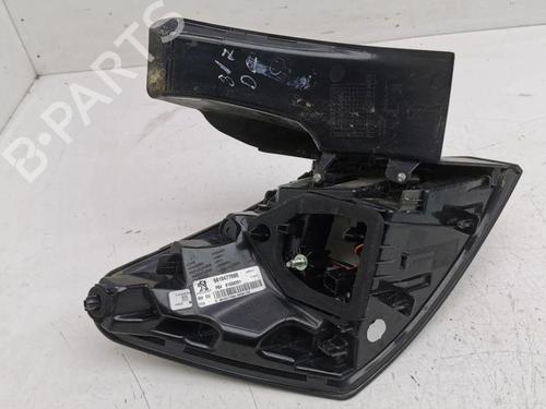Right taillight PEUGEOT 2008 II (UD_, US_, UY_, UJ_, UR_, UC_) 1.5 BlueHDI 110 (UDYHSK) | BP28901007C35 