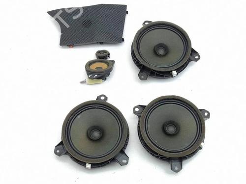 Used Electronic module Electronic module TOYOTA COROLLA Estate (_E21_) 1.8 Hybrid (ZWE211) (98 hp) 40193698 40193698