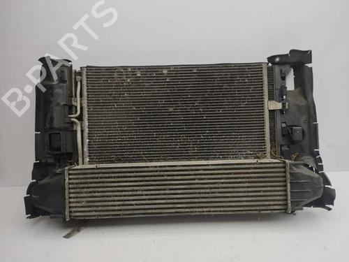 Used Radiator set Radiator set 33256580 33256580