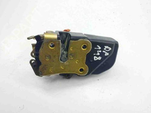 Høyre foran lås CHRYSLER GRAND VOYAGER V (RT) 2.8 CRD (163 hp) 28904164