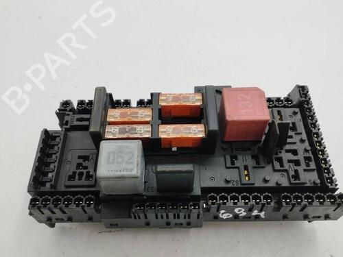 Used Fuse box MERCEDES-BENZ E-CLASS (W213) E 220 d (213.004) (194 hp) 28876969