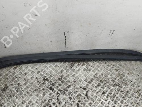 Used Interior roof handle VOLVO XC60 I SUV (156) D5 (215 hp) 28900568