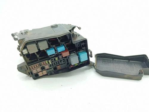 Used Fuse box Fuse box TOYOTA RAV 4 III (_A3_) 2.2 D 4WD (ALA30_, ALA30R) (136 hp) 40207699 40207699