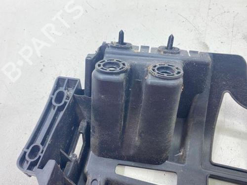 Rear bumper bracket PEUGEOT 5008 (0U_, 0E_) 1.6 HDi | BP28842944C159 