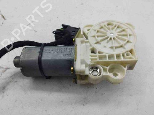 Left front window motor MERCEDES-BENZ E-CLASS (W211) E 320 CDI (211.022) | BP28884566E21