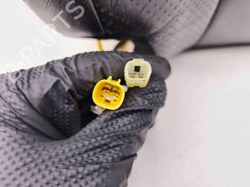 Right front seat CITROËN C-CROSSER (VU_, VV_) 2.2 HDi | BP31265300C16