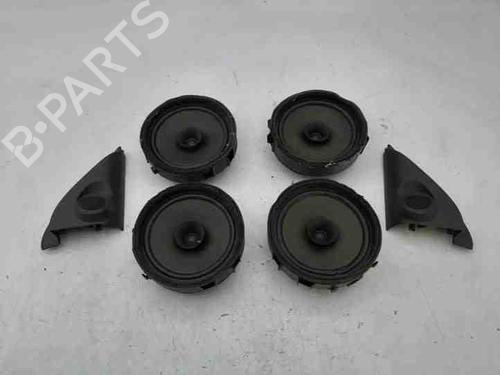 Modulo electronico MITSUBISHI OUTLANDER II (CW_W) 2.0 4WD (147 hp) 28858778