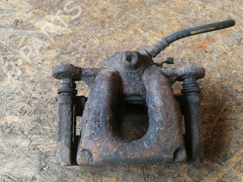 Used Right front brake caliper BMW 1 (E87) 120 d (163 hp) 28866707
