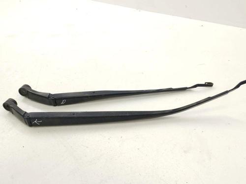 Used Front wipers mechanism TOYOTA AURIS (_E18_) 1.4 D-4D (NDE180_, NDE180R) (90 hp) 28875486