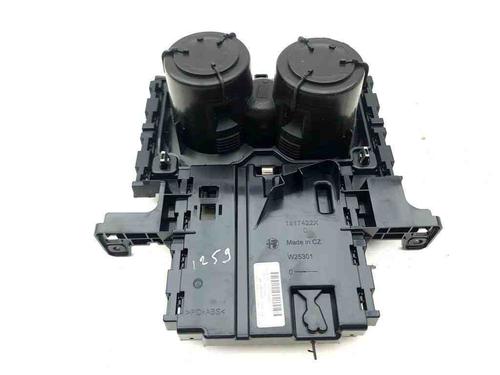 Uchwyt na kubki / Przedmioty ALFA ROMEO GIULIA (952_) 2.0 (952ACA25) | BP28883136I37