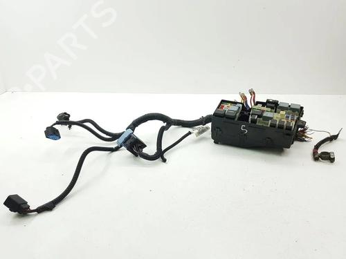 Used Fuse box Fuse box 33624076 33624076