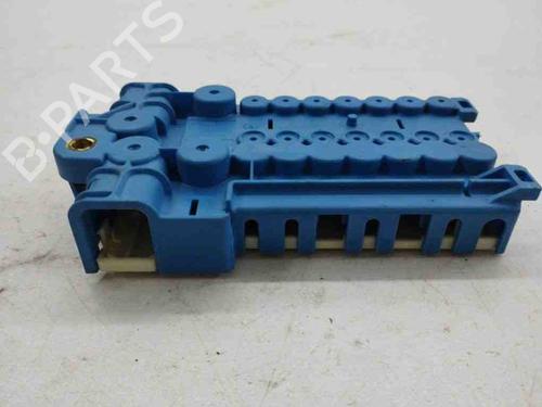 Fuse box BMW X5 (E53) 4.4 i | BP28877691E1