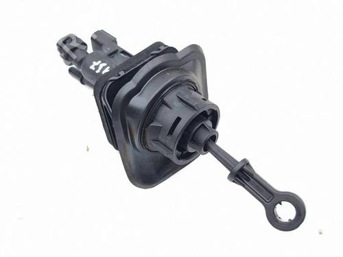 Used Clutch slave cylinder Clutch slave cylinder 38318372 38318372