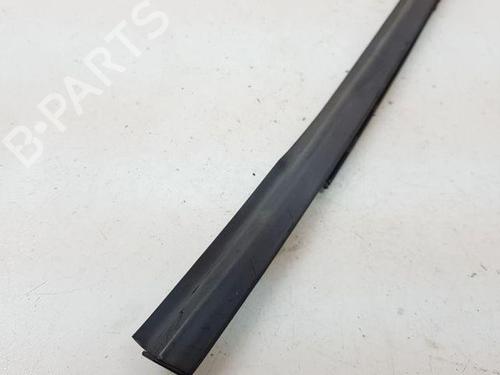 Door moulding trim HYUNDAI VELOSTER (FS) 1.6 GDi | BP28848833C150 