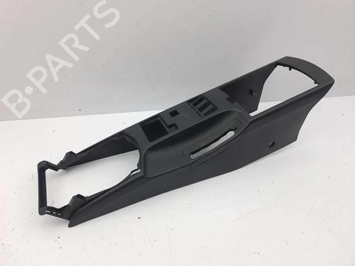 Used Middle console Middle console 38495301 38495301