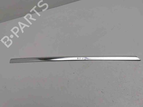 Used Door moulding trim VW T-ROC (A11, D11) 1.0 TSI (116 hp) 28900662