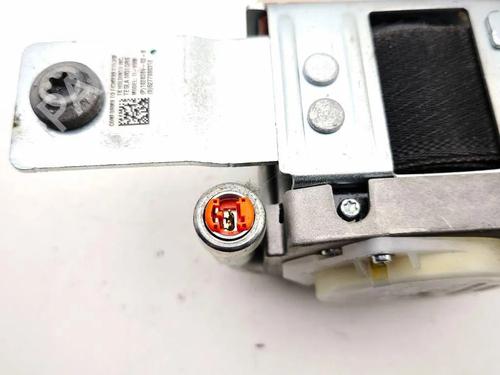Front right seatbelt TESLA MODEL S (5YJS) 85D AWD | BP36085705I25 - Image 4