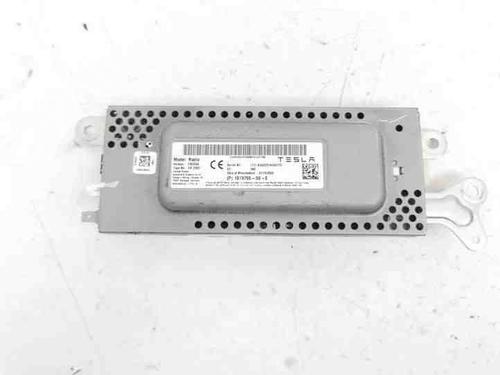 Module électronique TESLA MODEL 3 (5YJ3) EV (238 hp) 28863877