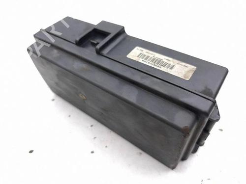 Used Fuse box Fuse box 39498412 39498412