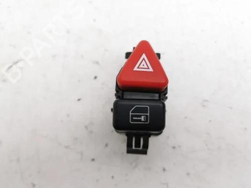 Bouton de warning MERCEDES-BENZ A-CLASS (W168) A 160 (168.033, 168.133) (102 hp) 28845952