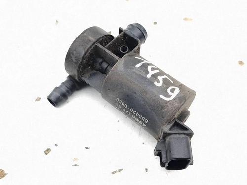 Used Washer pump Washer pump LEXUS IS II (_E2_) 220d (ALE20) (177 hp) 40263373 40263373