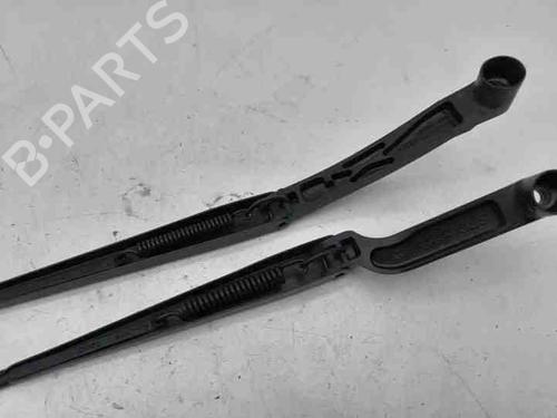 Front windshield wiper arm NISSAN QASHQAI II (J11, J11_) 1.5 dCi | BP28861943C143