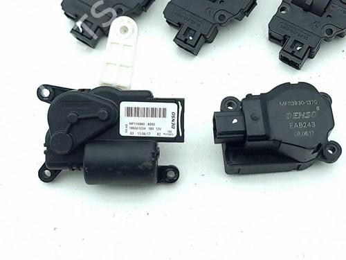 Electronic module JAGUAR E-PACE (X540) 2.0 D180 AWD | BP38241063M83 - Image 4