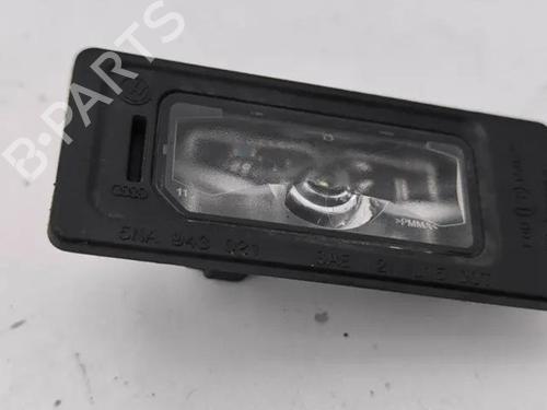Używane Lampa oświetlenia tablicy rejestracyjnej AUDI A1 Sportback (8XA, 8XF) 1.0 TFSI (95 hp) 28857534