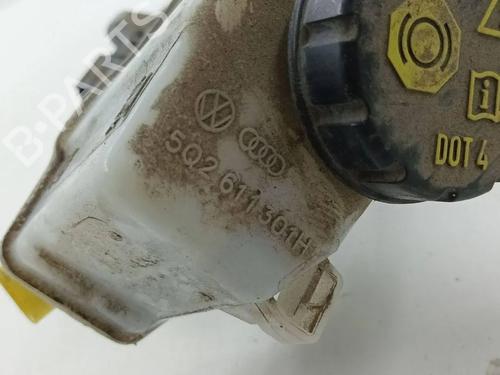 Brake master cylinder SEAT ATECA (KH7, KHP) 1.5 TSI | BP28897556M77 - Image 4