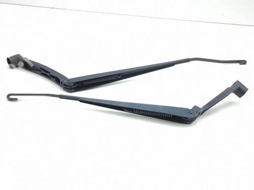 Used Front windshield wiper arm Front windshield wiper arm NISSAN QASHQAI II (J11, J11_) 1.5 dCi (110 hp) 40232610 40232610