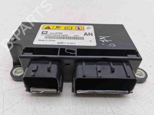 Used ECU airbags OPEL ANTARA A (L07) 2.2 CDTi (163 hp) 28896056