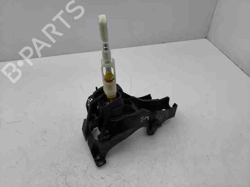 Used Steering wheel controls RENAULT CLIO V (B7_) 1.3 TCe 130 (B7MF) (131 hp) 28856487