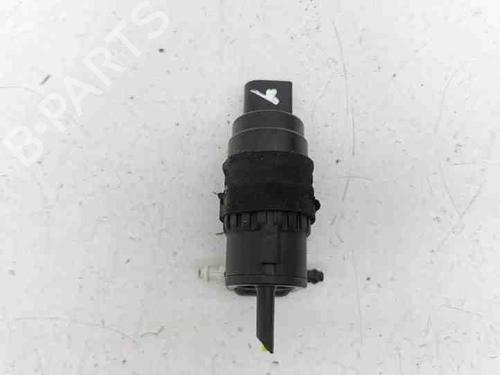 Used Washer pump AUDI A1 Sportback (8XA, 8XF) 1.0 TFSI (95 hp) 28864000