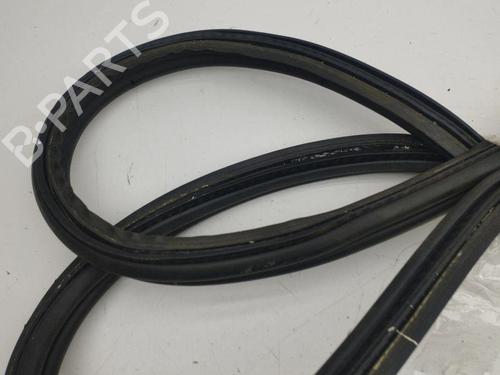 Rubber door seal PEUGEOT 2008 II (UD_, US_, UY_, UJ_, UR_, UC_) 1.5 BlueHDI 110 (UDYHSK) | BP28901018C142 