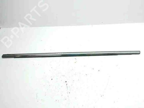 Modanatura della portiera MAZDA CX-7 (ER) 2.2 MZR-CD AWD (ER10A) (173 hp) 28849087