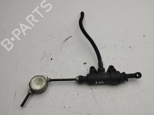 Used Clutch slave cylinder MERCEDES-BENZ C-CLASS (W203) C 200 CDI (203.007) (122 hp) 28892685