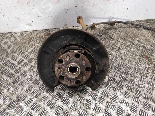 Used Right rear steering knuckle Right rear steering knuckle 37445982 37445982